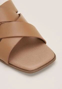 Womens Tan Crossover Flat Sandal -Fashion Women's Clothing Sales 184331pls 185c38e72fc6848