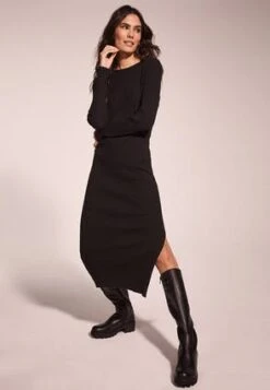 Women Black Ribbed Slash Neck Dress